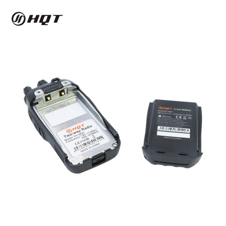 TH-2890, 136-174/400-470 MHz, 5/4 W, dva přijímače, displej, klávesnice
